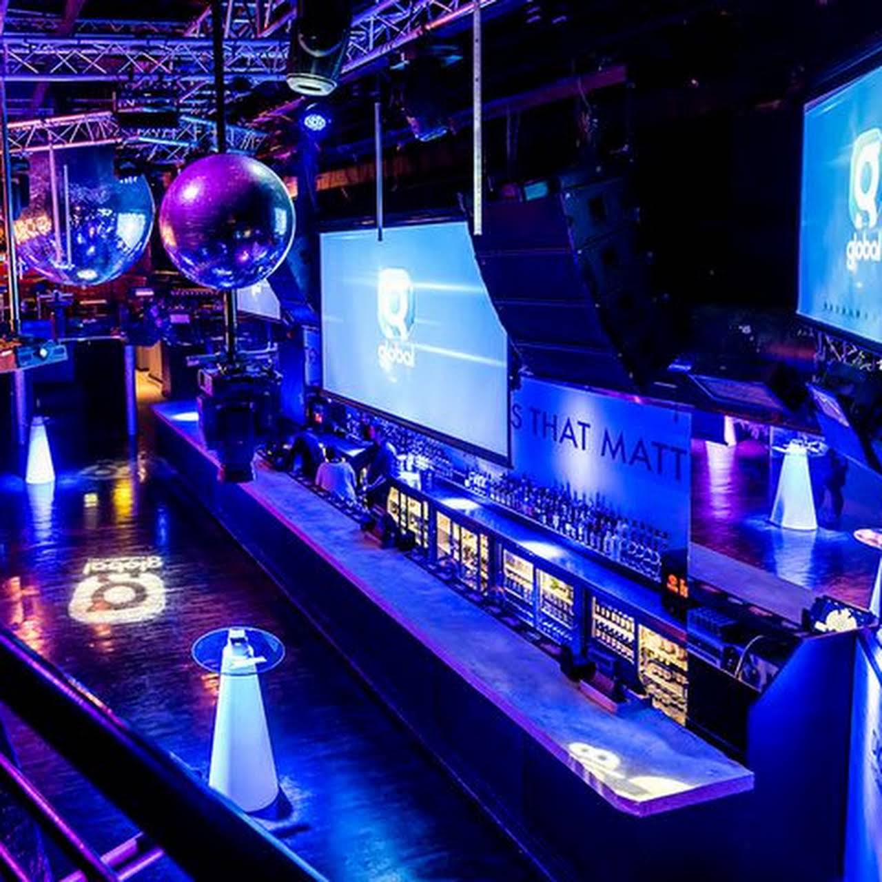 Dolce London Club 2: vibrant event space with dynamic lighting for corporate gatherings.