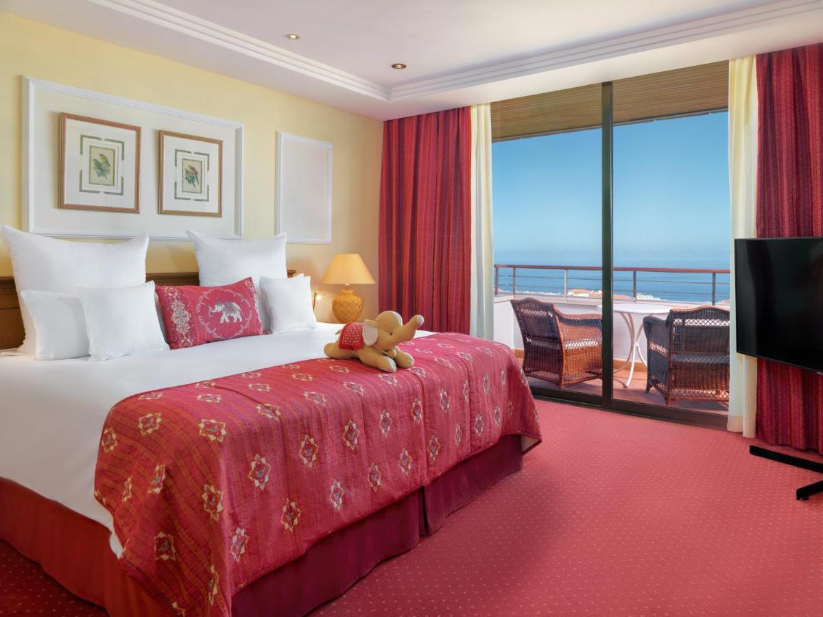 Queen Sirikit Suite at Hotel Botánico, ocean view, ideal for retreats and meetings.