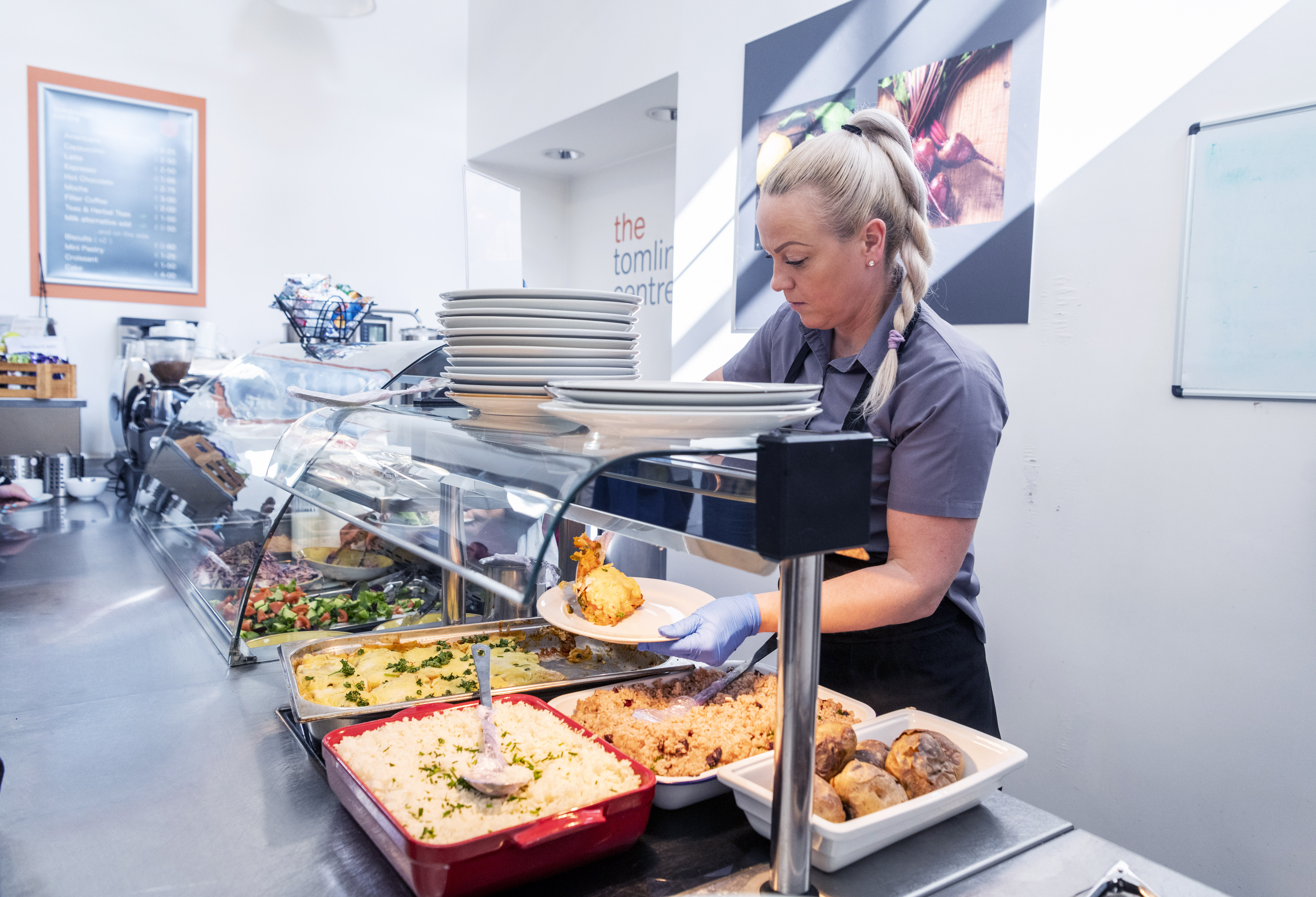 Café Area - ef8c8ff3-5882-4931-8391-cfcdba2016ea.jpg