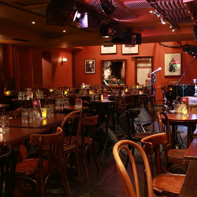 Cozy Main Room at 606 Club, ideal for live performances and private events.
