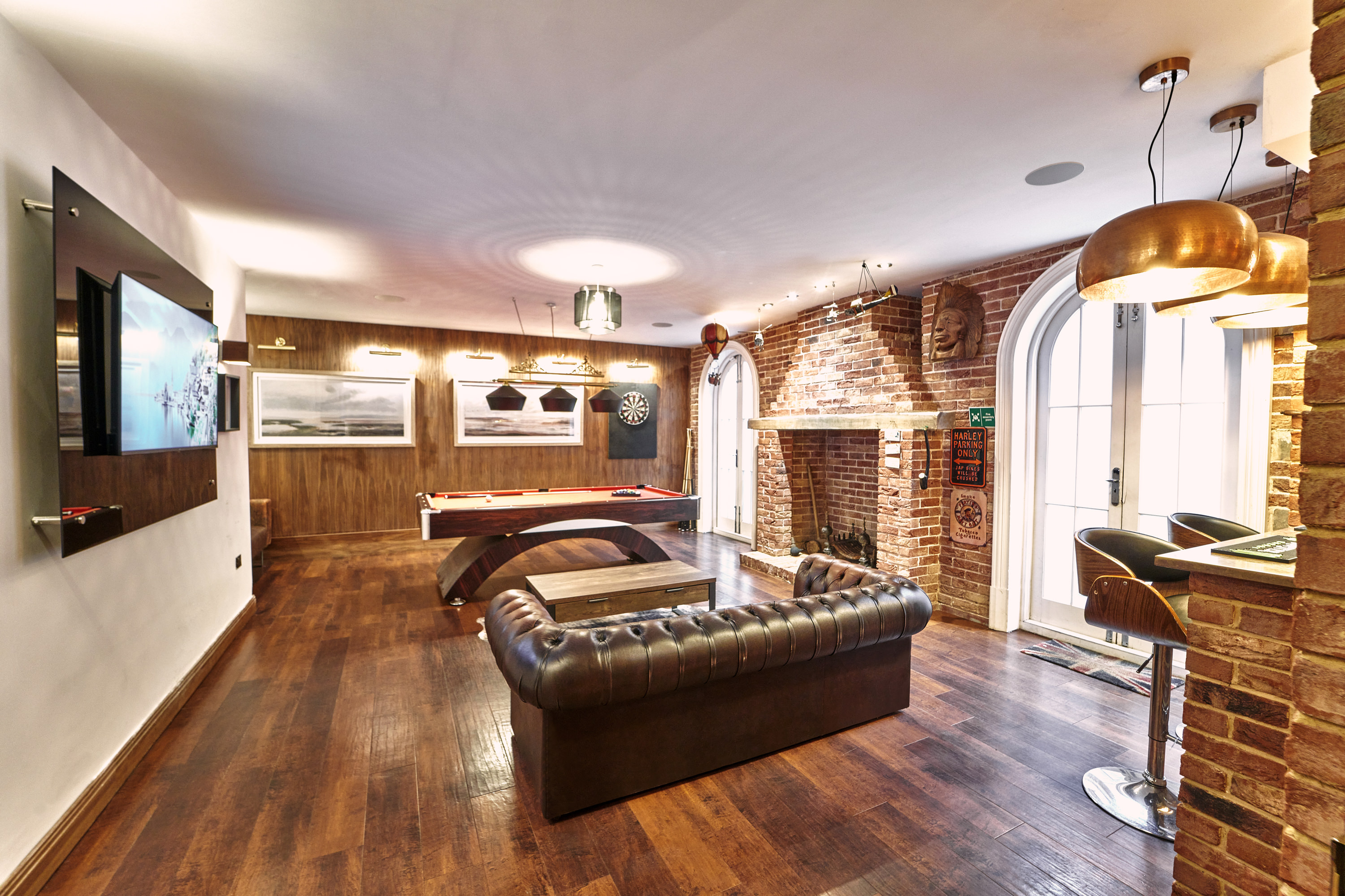 The Essex Mansion & Spa - lrhnge4aftr.jpg