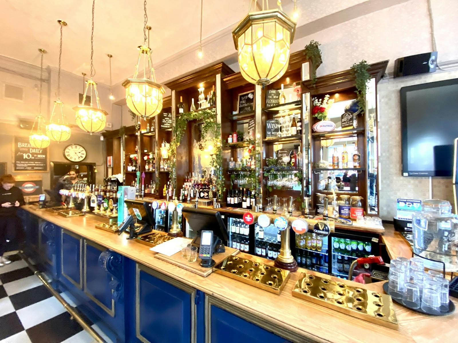 Elegant bar area in The Courtfield, perfect for networking events and gatherings.