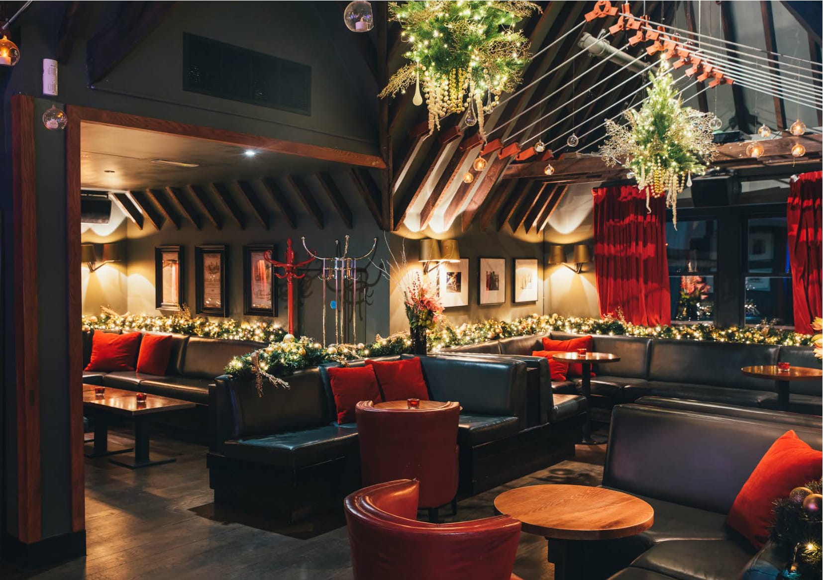 Stylish event space at Beaufort House, ideal for gatherings and networking.