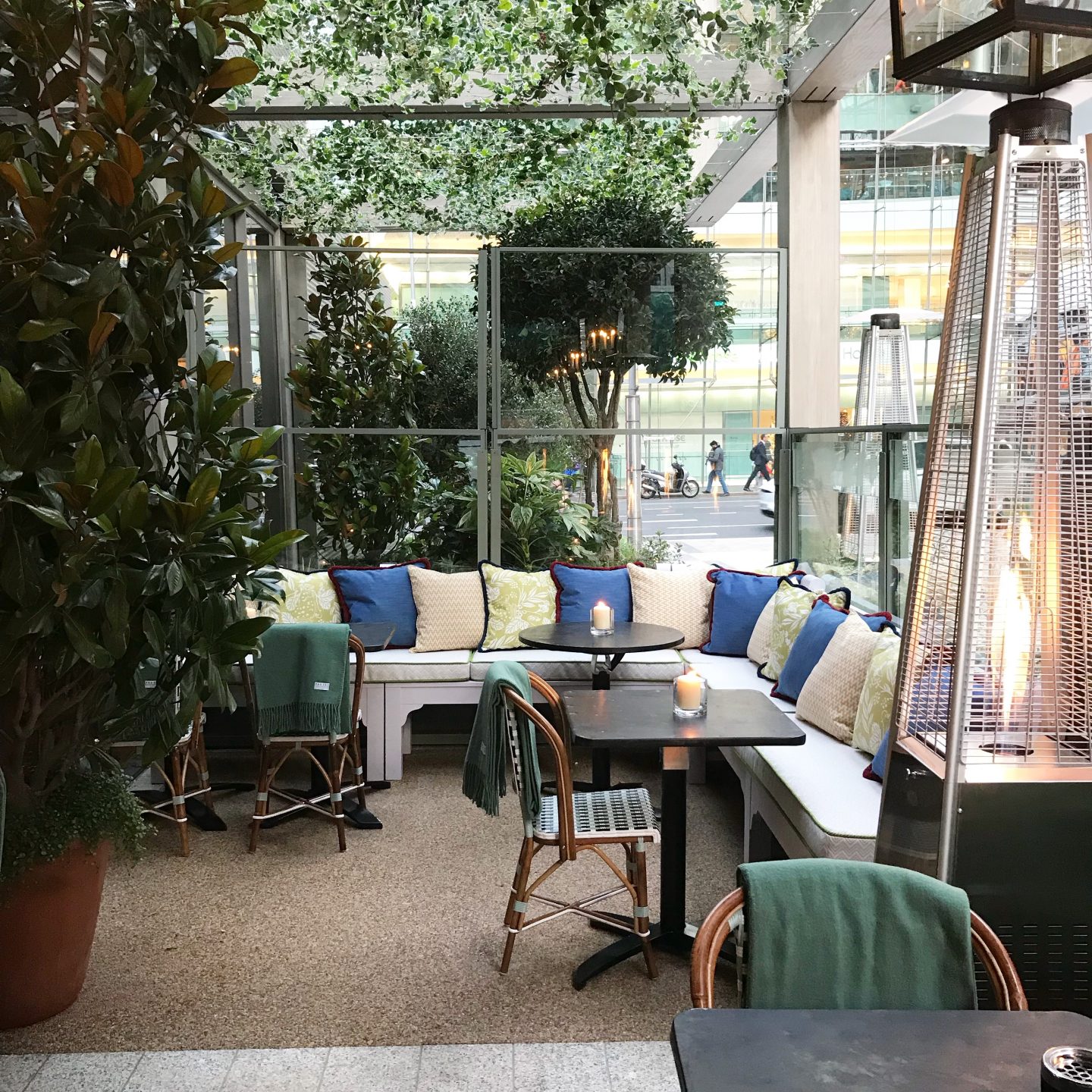 The Ivy In The Park, Canary Wharf ...