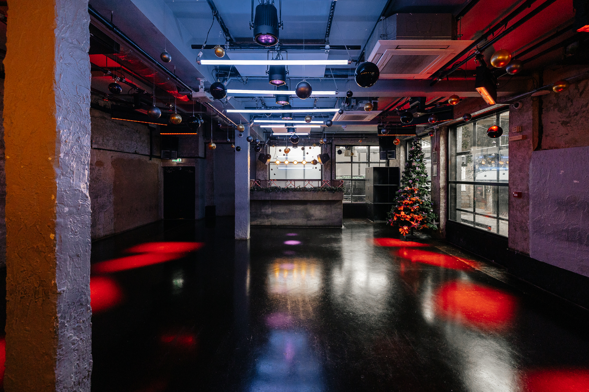 93 Feet East - image 5