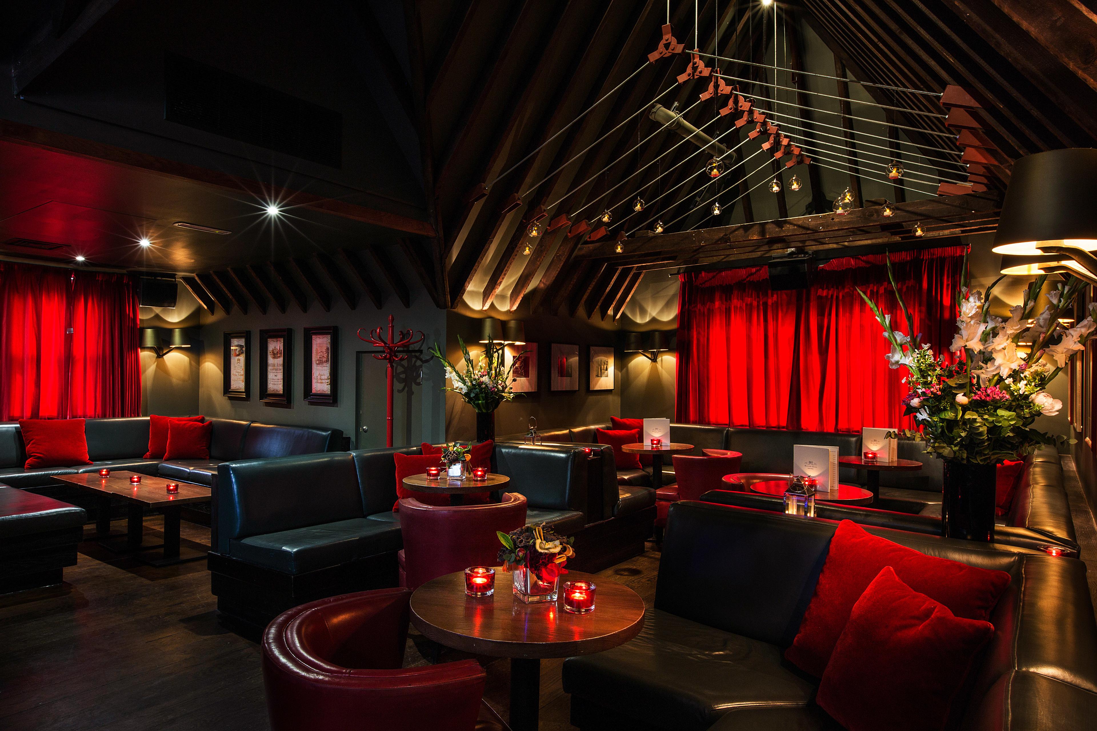 Penthouse Champagne Bar ...