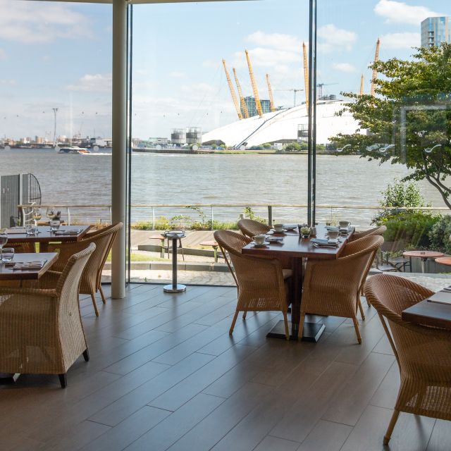 Lounge Bar - a0d2e621-feca-4b78-a9e0-5a4141e9a471.jpeg