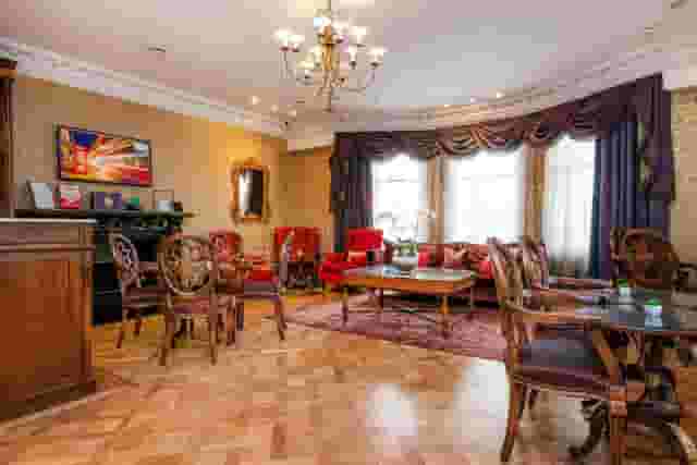 Ashburn Hotel