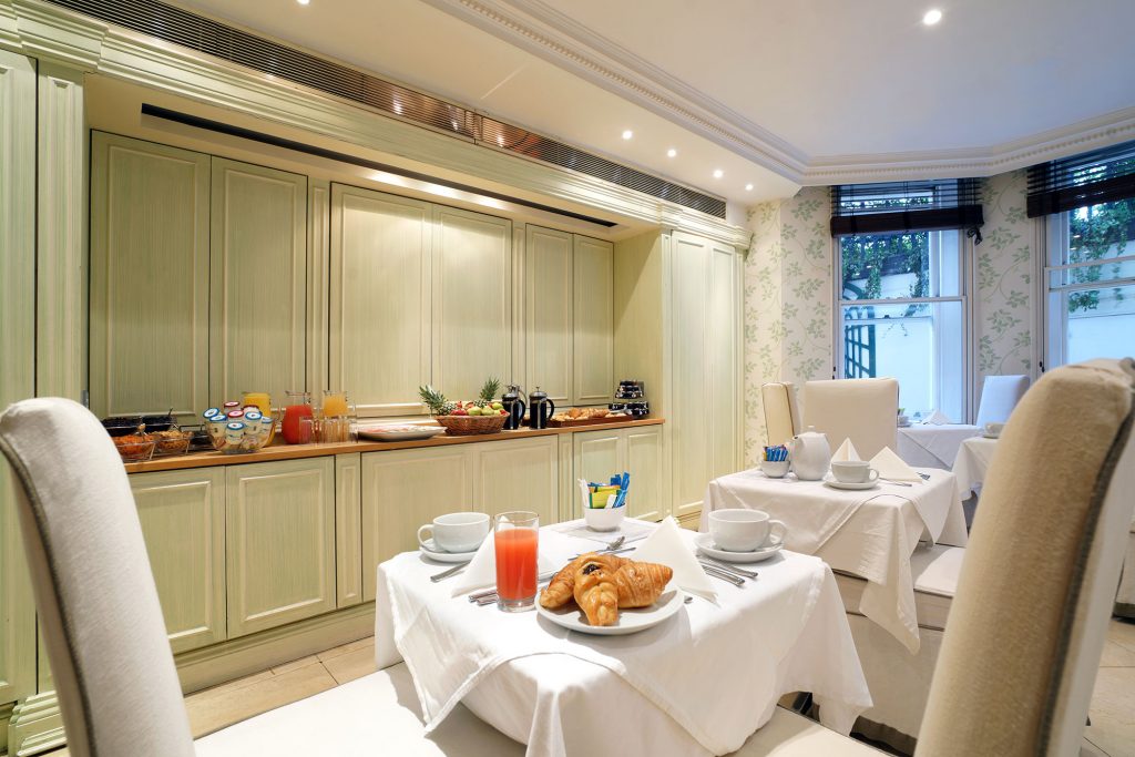 Breakfast Room at Ashburn Hotel, elegant decor for networking events and meetings.