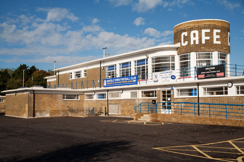 Queen Elizabeth II Stadium - 6c6328f0-aa4f-4805-96bd-ab245eb9ee06.jpeg