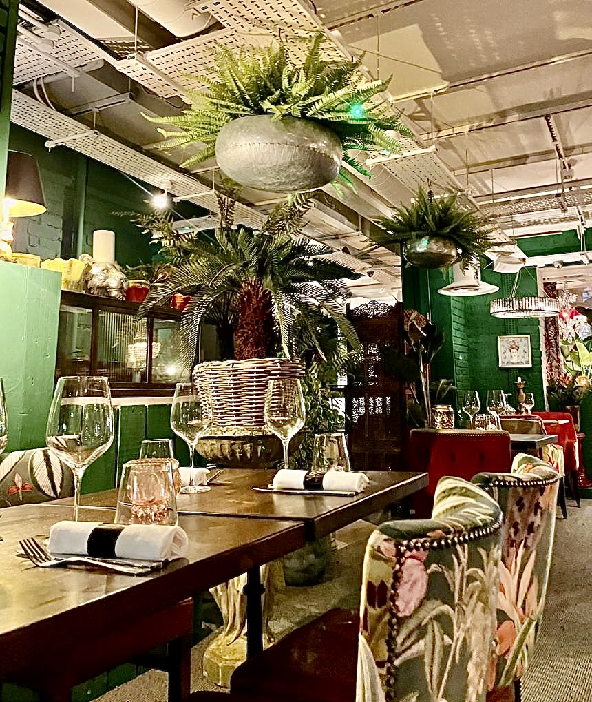 Rock & Rose Restaurant - image 1