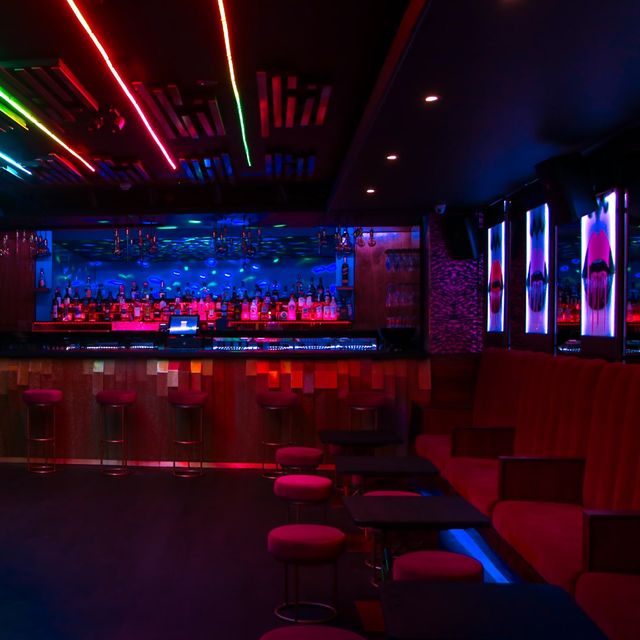 Vibrant dance floor at DOLCE Night Club, ideal for evening events and social gatherings.