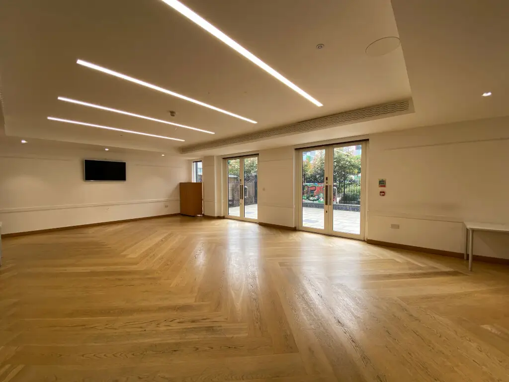 Giant Basement Space with natural light, perfect for workshops and conferences.