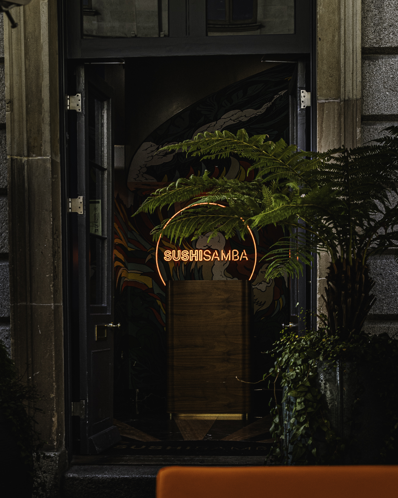 Piazza Terrace - 2yw1ktllcn5.JPG