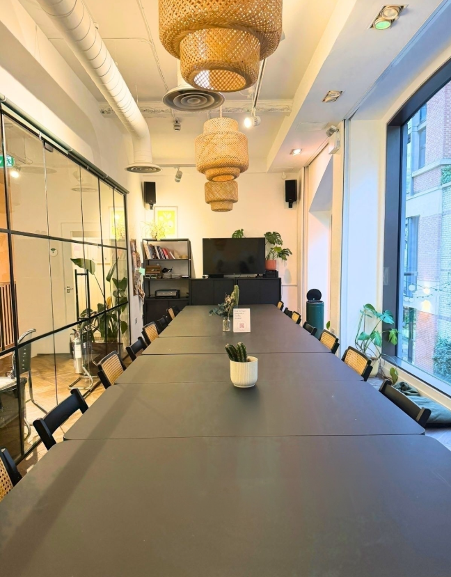 Fair Shot Cafe - image 2