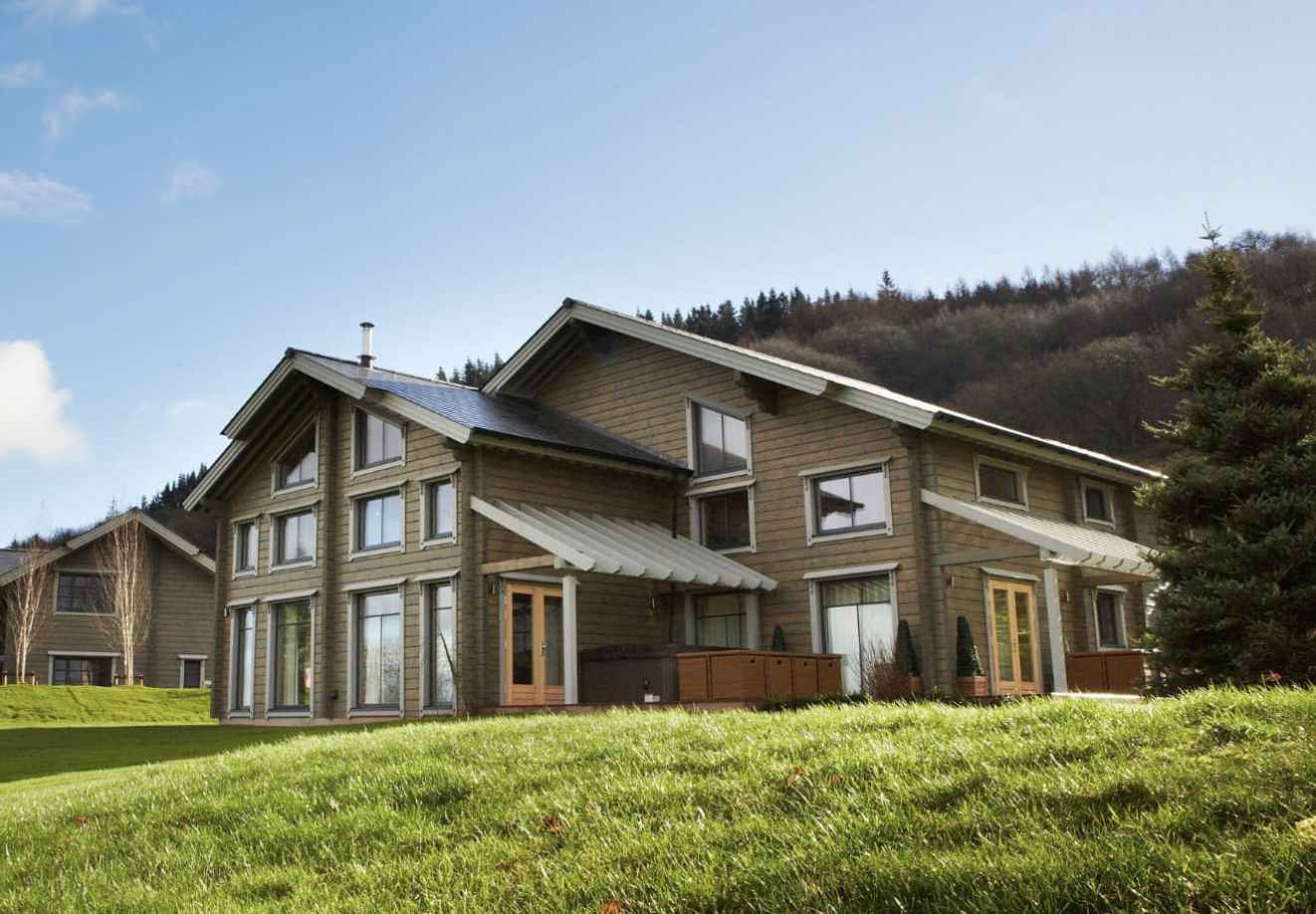 Modern venue in Celtic Mannon, ideal for corporate events and retreats amidst scenic greenery.