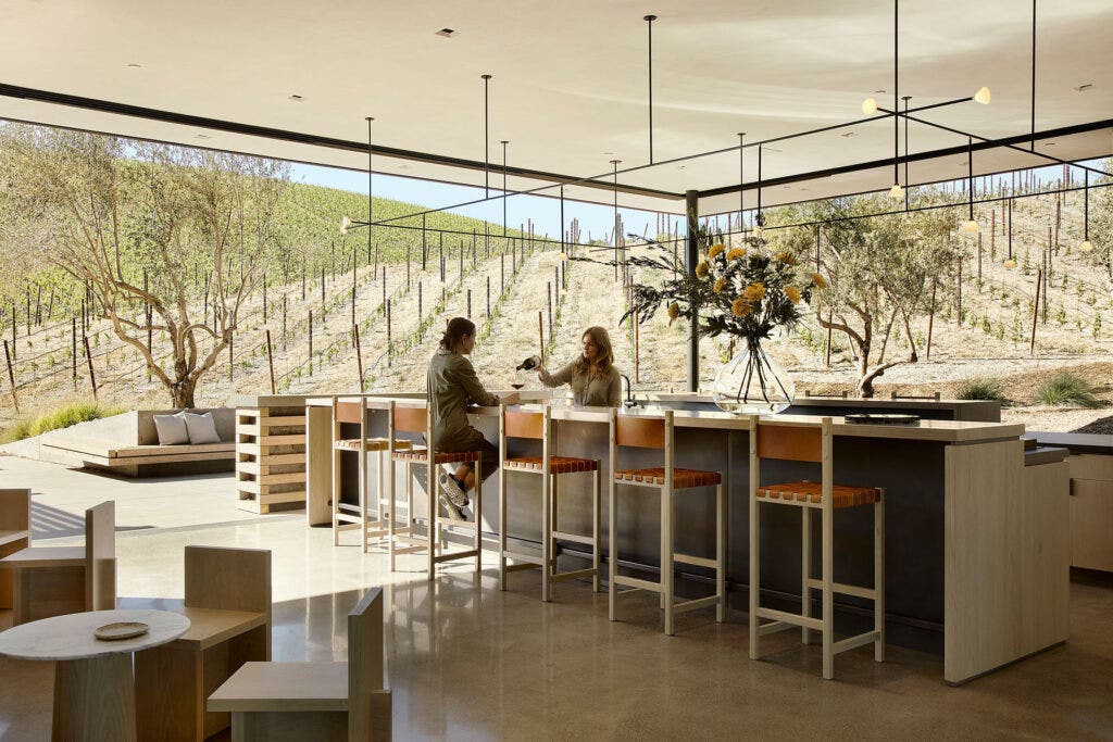 Elegant Vineyard Room with spacious bar, ideal for wine tastings and corporate events.