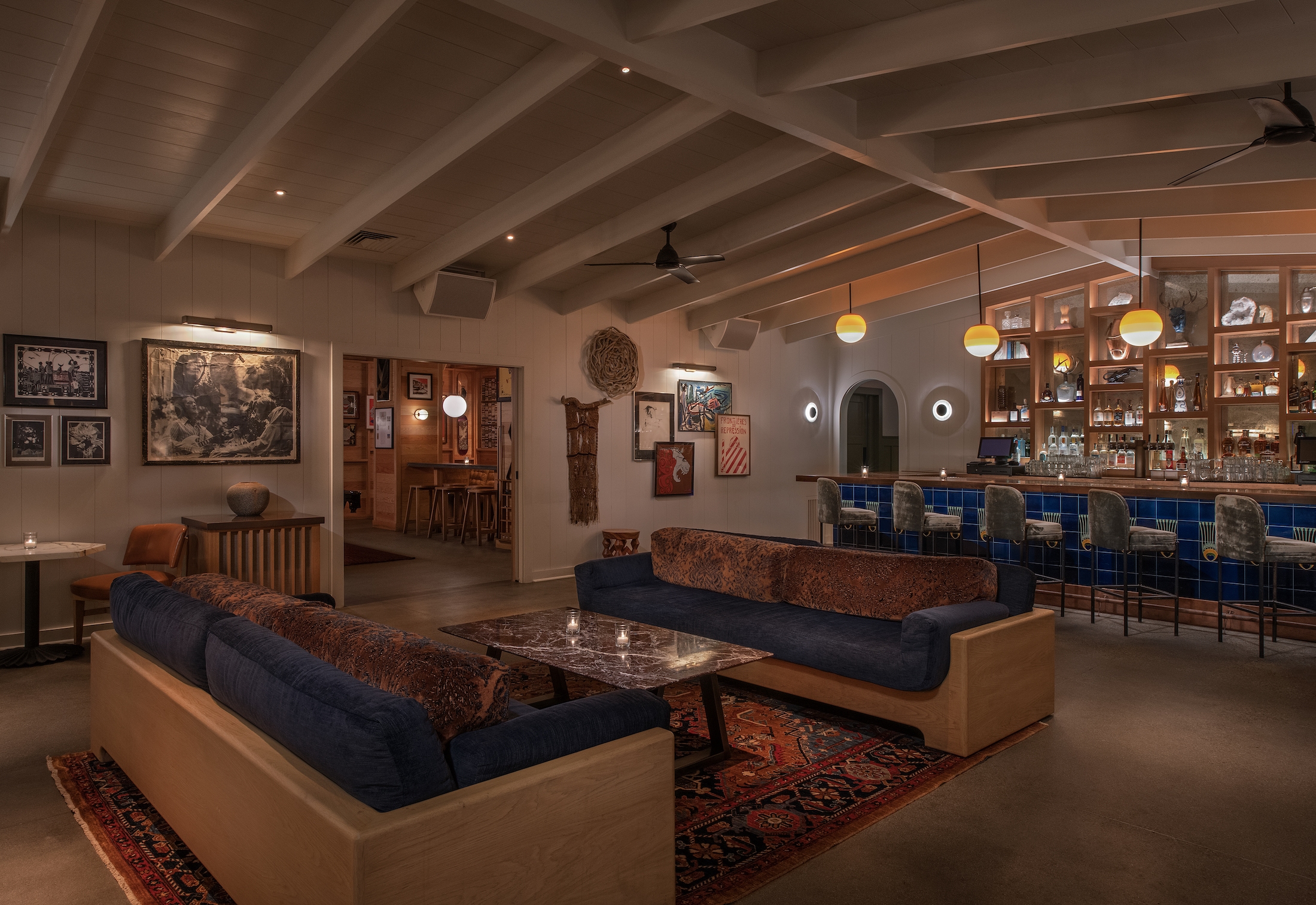 Stylish lounge bar in The Bungalow Long Beach for networking events and socializing.