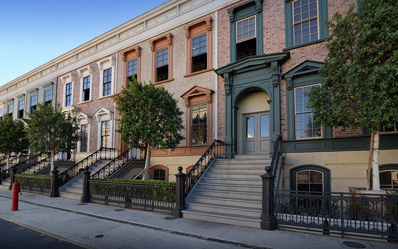 Marquee Rotunda at Warner Bros. Studios, ideal for outdoor events and gatherings.
