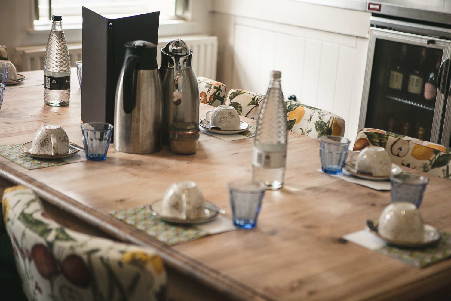The Kitchen Room - oelowbbttgl.jpg