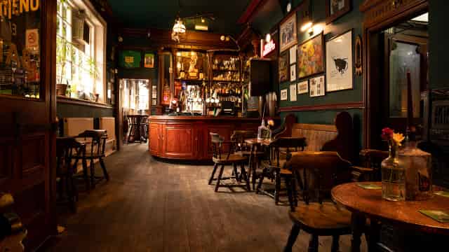 Front Bar