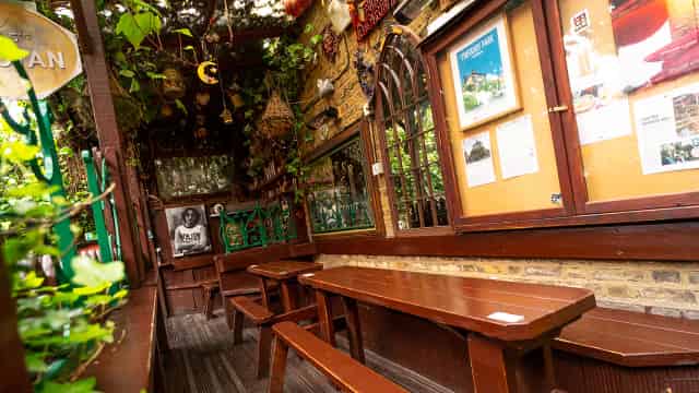 Front Bar