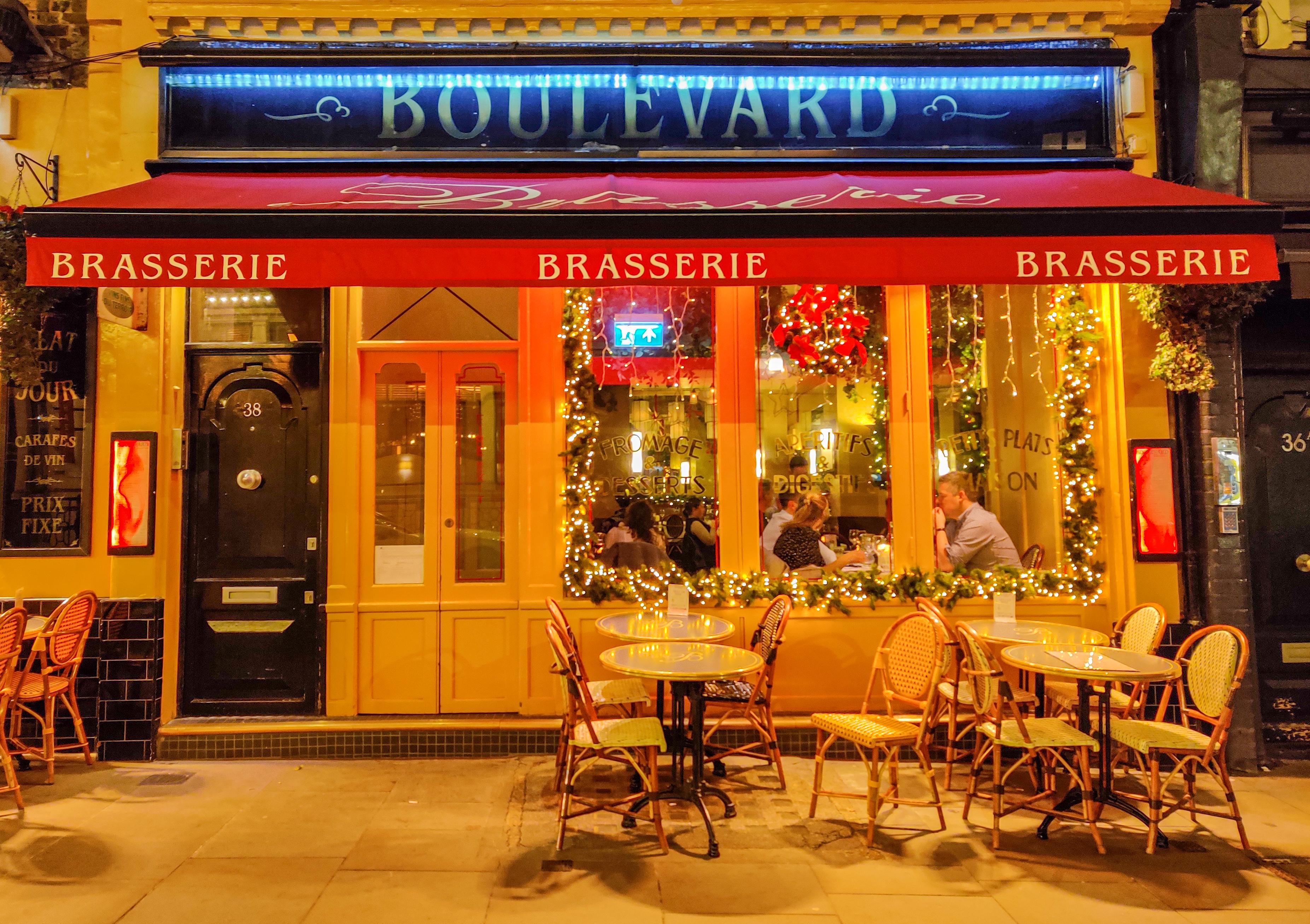 vibe around this restaurant near strand ...