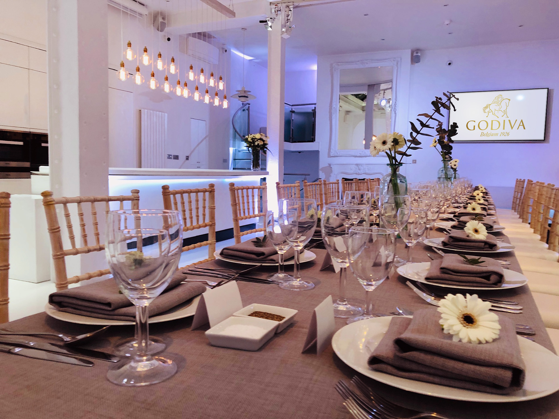 Private Dining and Cooking Presentations  - bynbzkiut2m.jpg