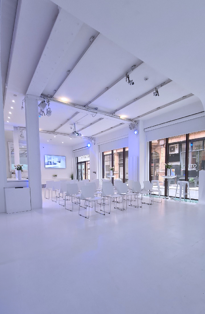 Business Meetings, Corporate Events - 1vkxu4vkr1x.jpg