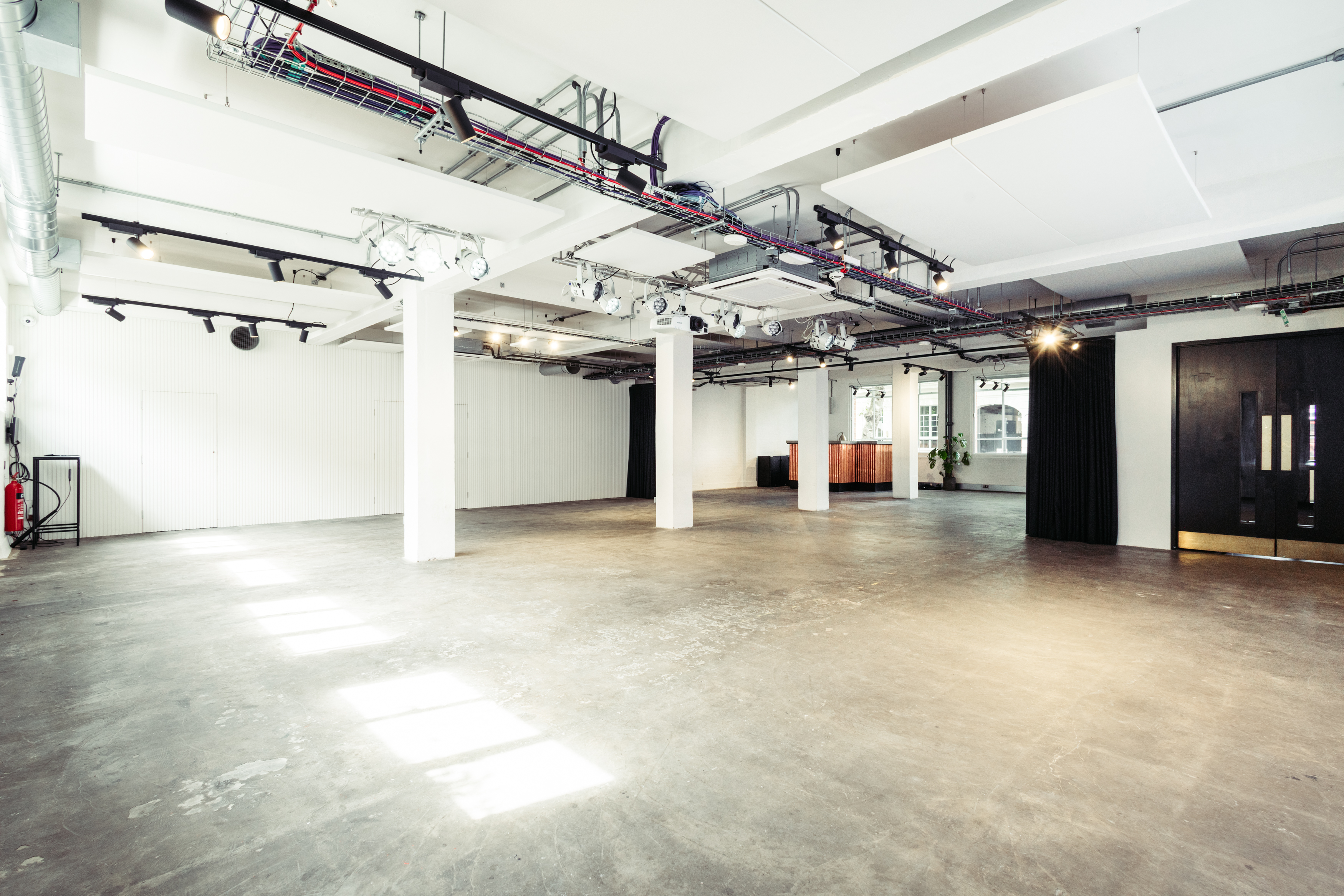 The White Space - 2f91dbf1-f056-470a-946a-114c59f1501f.jpg