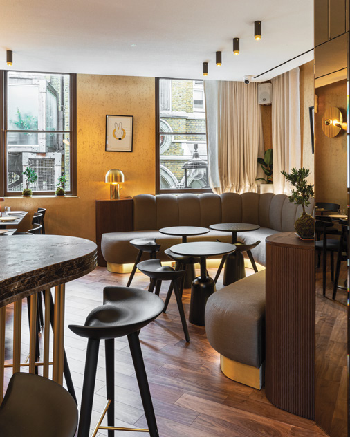 FIRST FLOOR ROOM + TERRACE - qc3jhxxwceo.jpeg