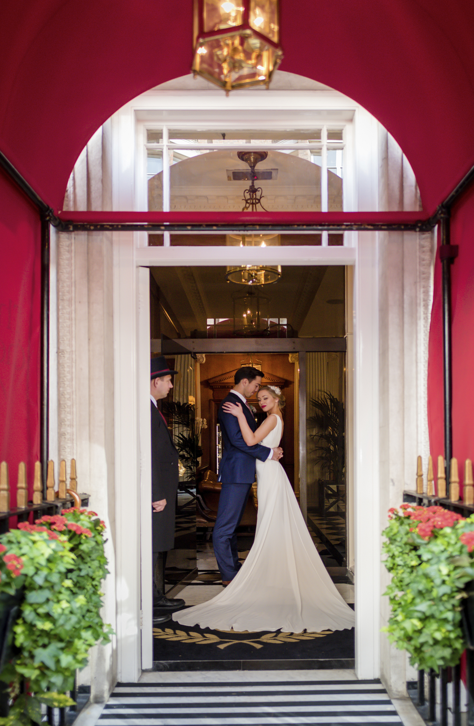 Charles Suite - arcvd4ldbkz.jpg