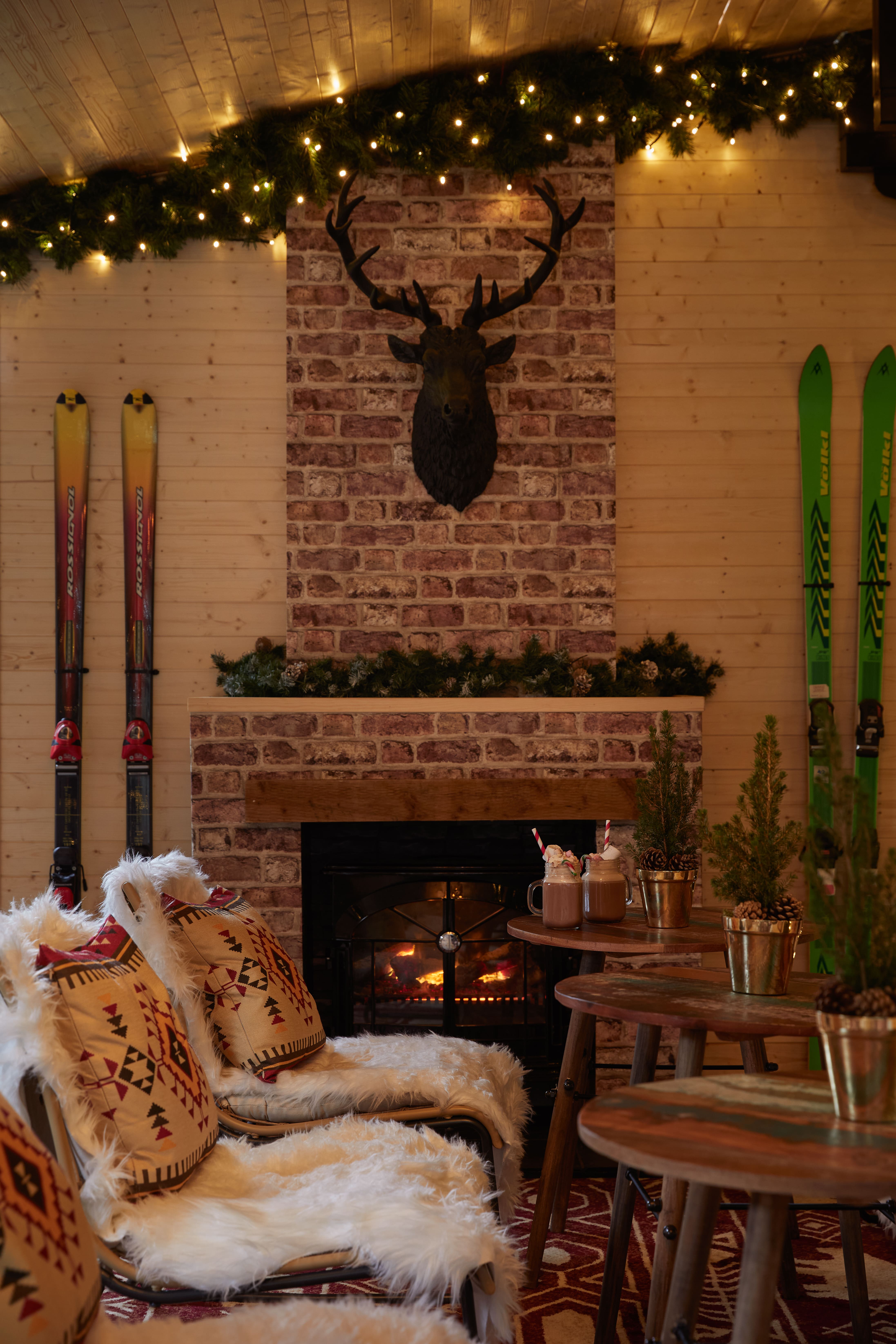 Cozy Winter Lodge with fireplace, ideal for winter retreats and team-building events.