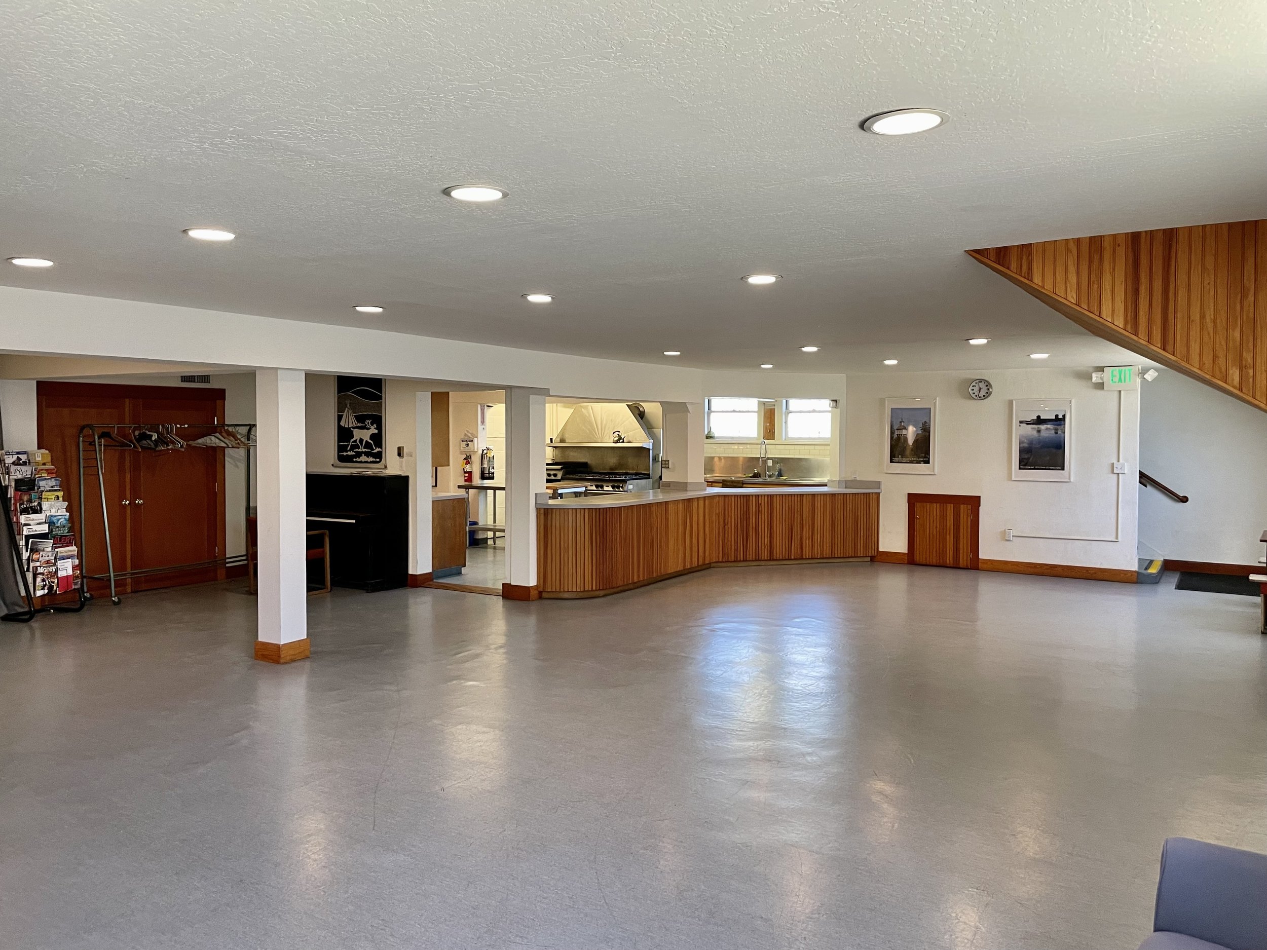 Versatile event space in Finnish Hall with kitchen, ideal for meetings and gatherings.