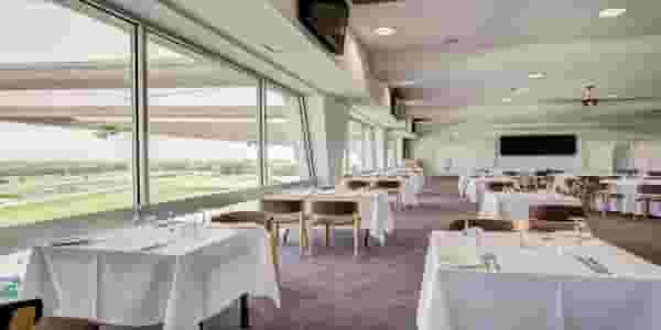 Sandown Park Racecourse