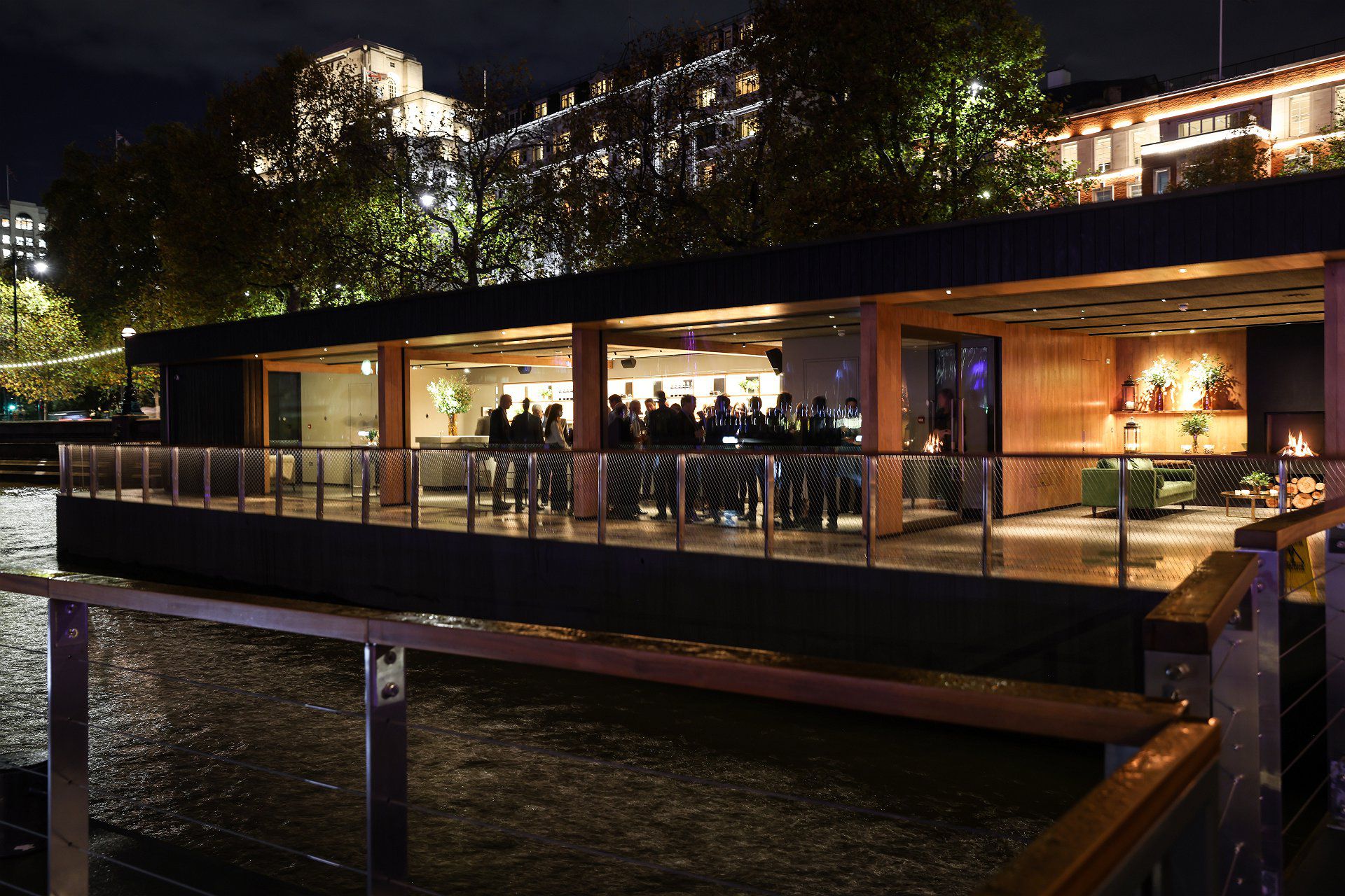 Woods Quay - 3uu41bz1wty.jpg