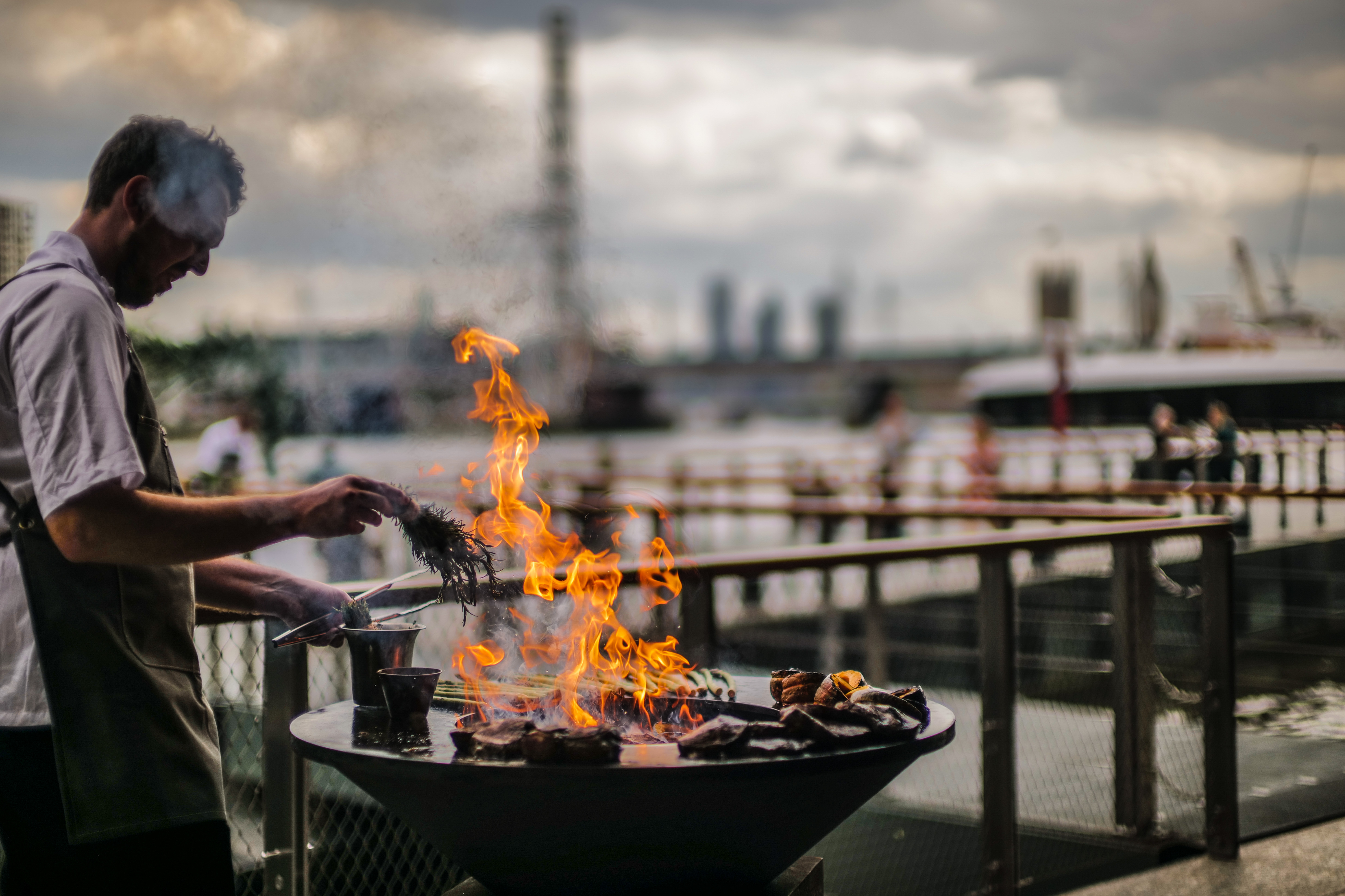 Woods Quay - acexzc5xjzo.JPG