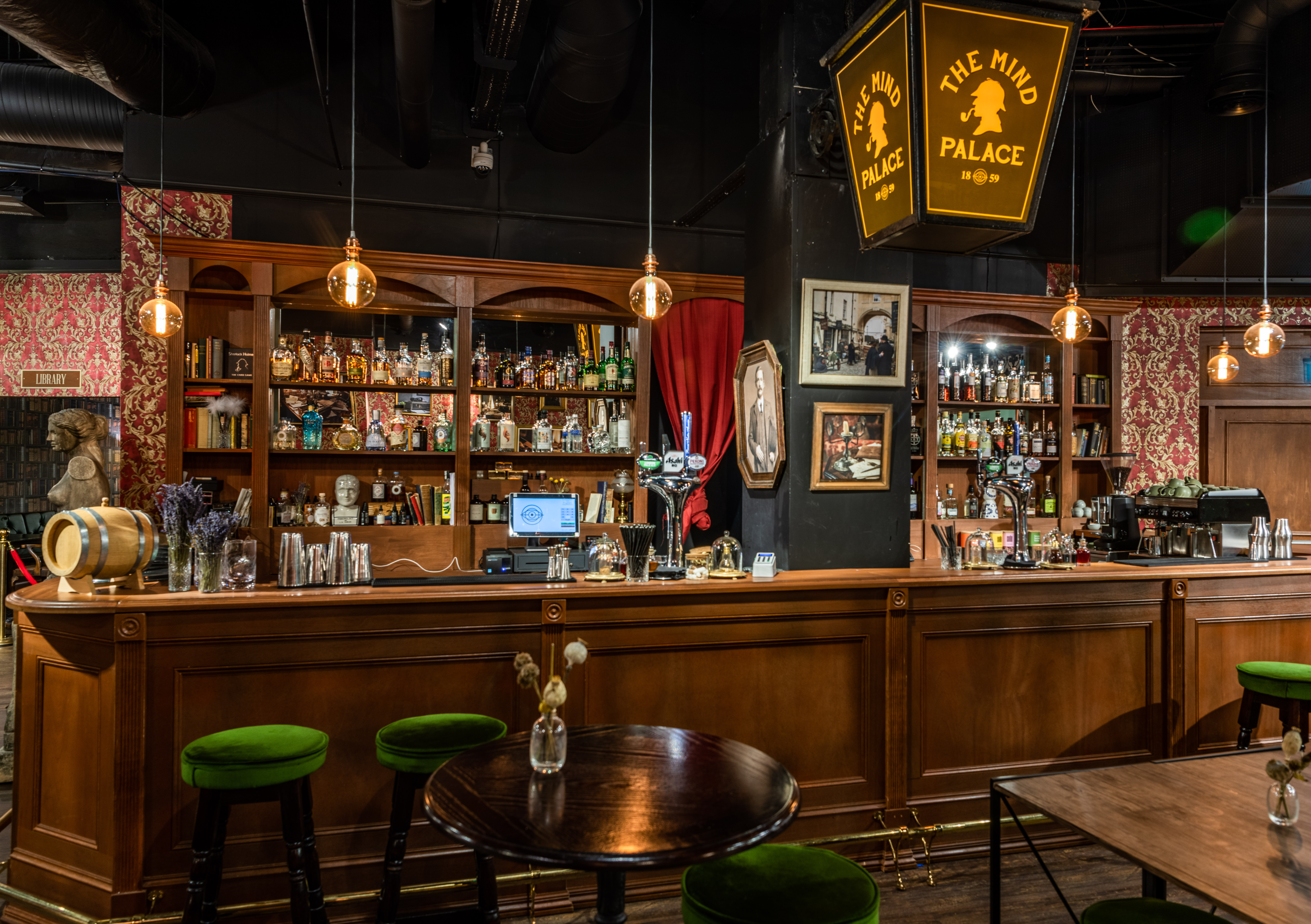 Stylish bar in The Mind Palace, perfect for intimate gatherings and networking events.