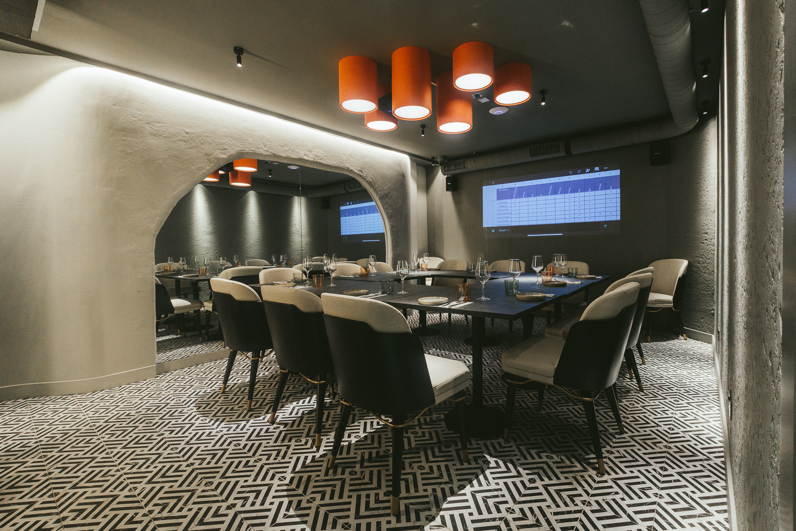 Private Room - qim5bl30mmb.jpg