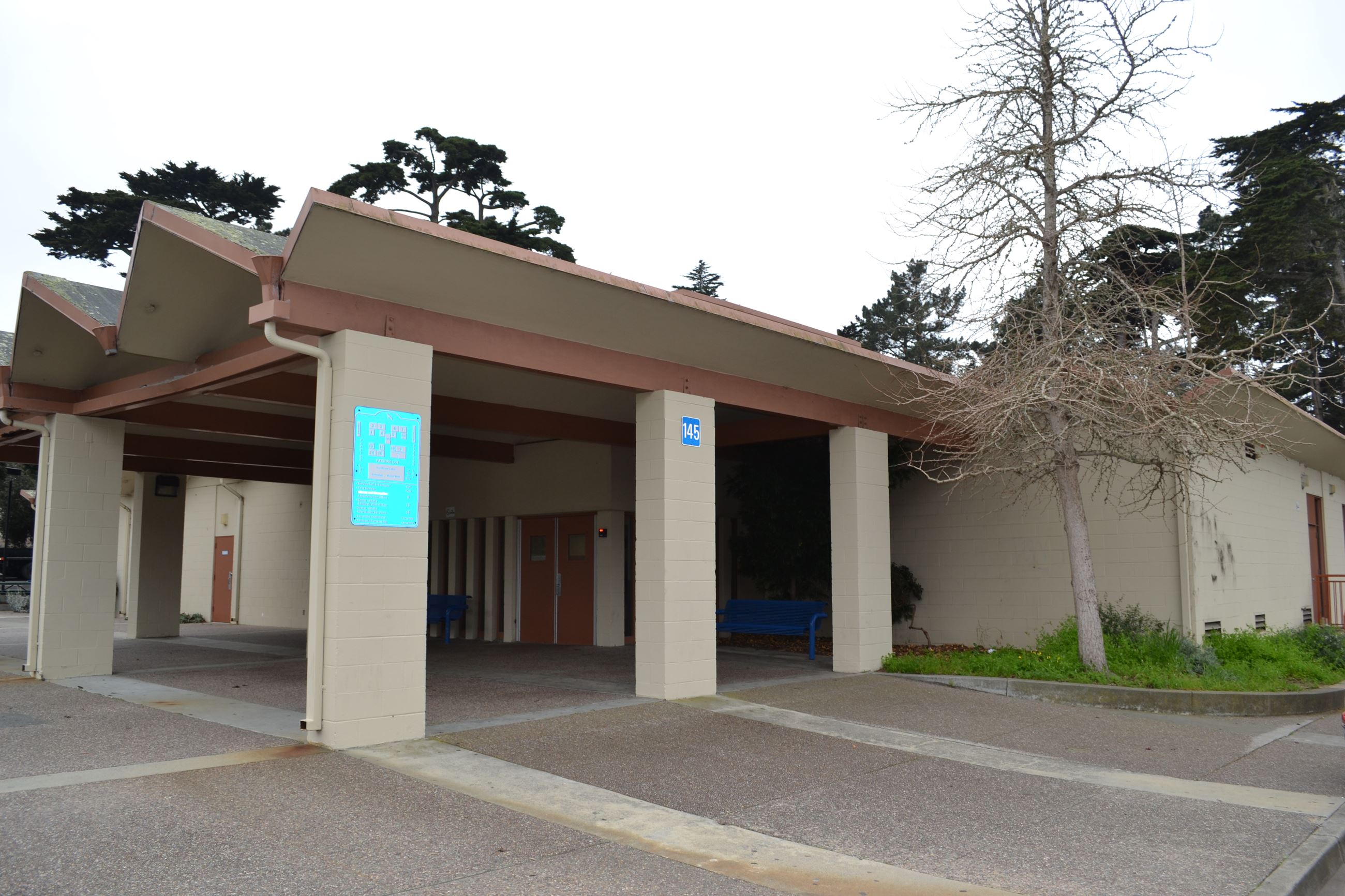 Merced Room at Daly City Hall: modern venue for meetings and events, accessible design.
