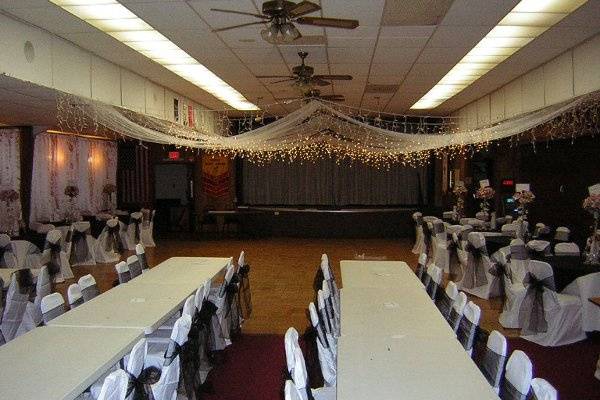 Spacious Norwalk banquet hall with elegant decor, perfect for weddings and corporate events.