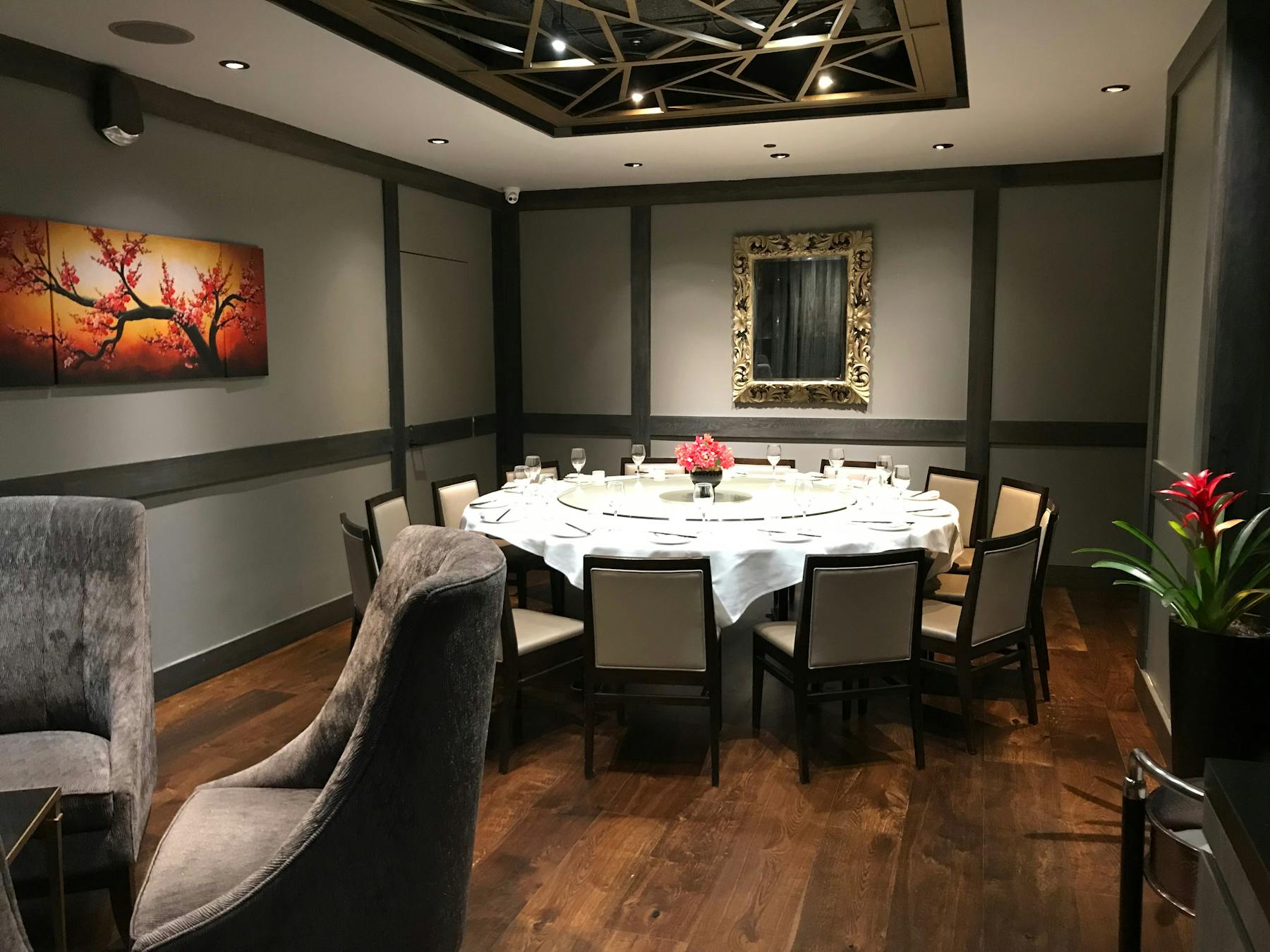 Elegant Macau Room at Harborview Restaurant, ideal for intimate meetings and exclusive events.