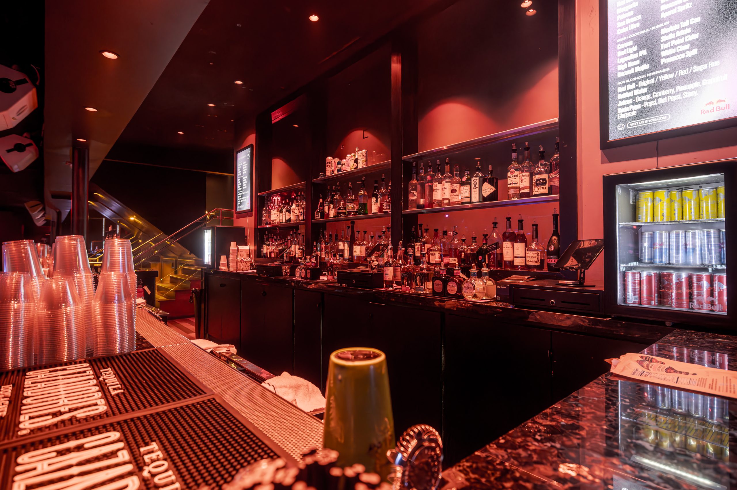"Lin Lounge bar at 1015 Folsom, ideal for networking events with sleek design."