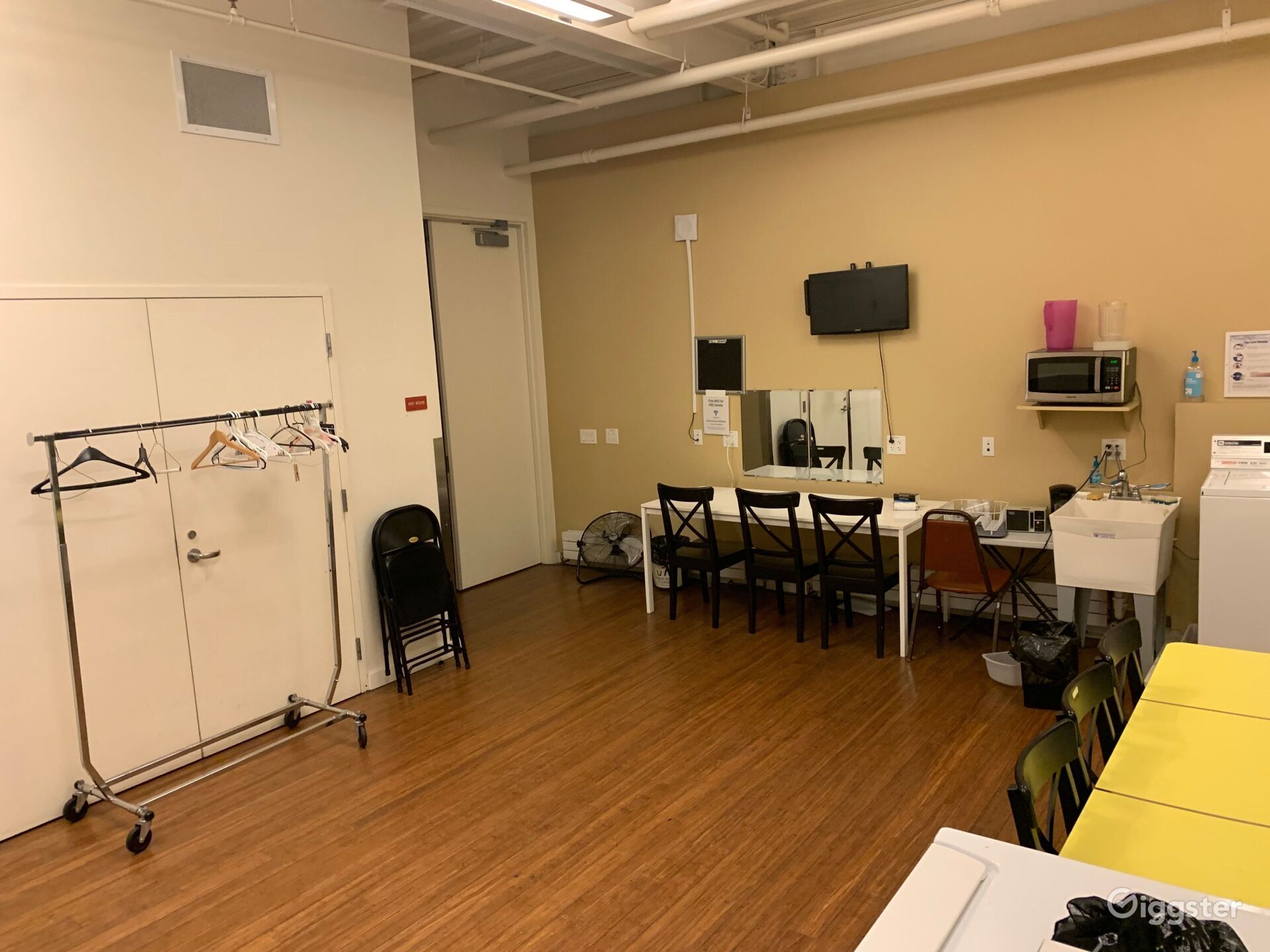 ODC Theater B'Way Theater Dressing Room