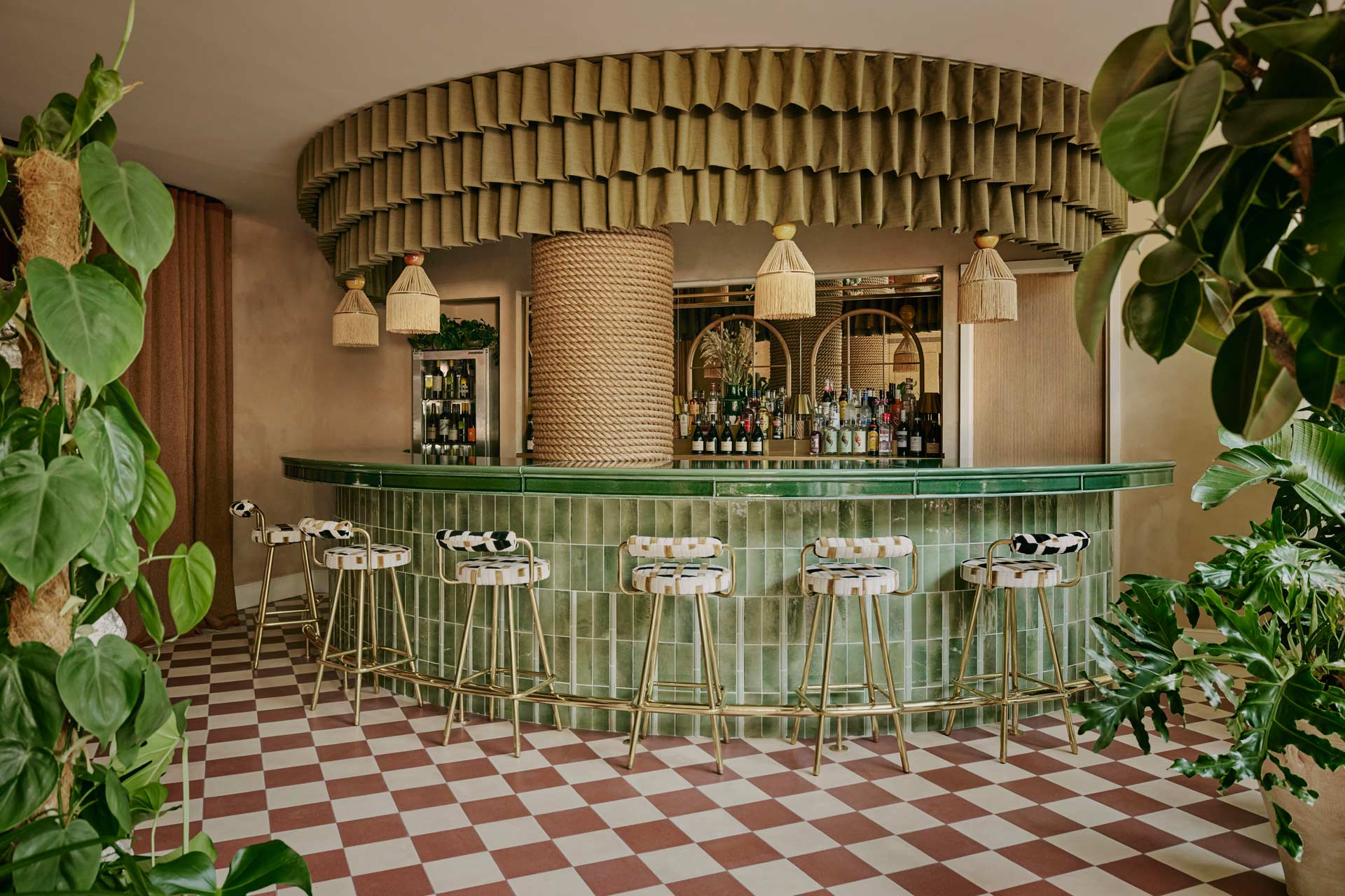 First Look: Eve at Ember Locke - Supper ...