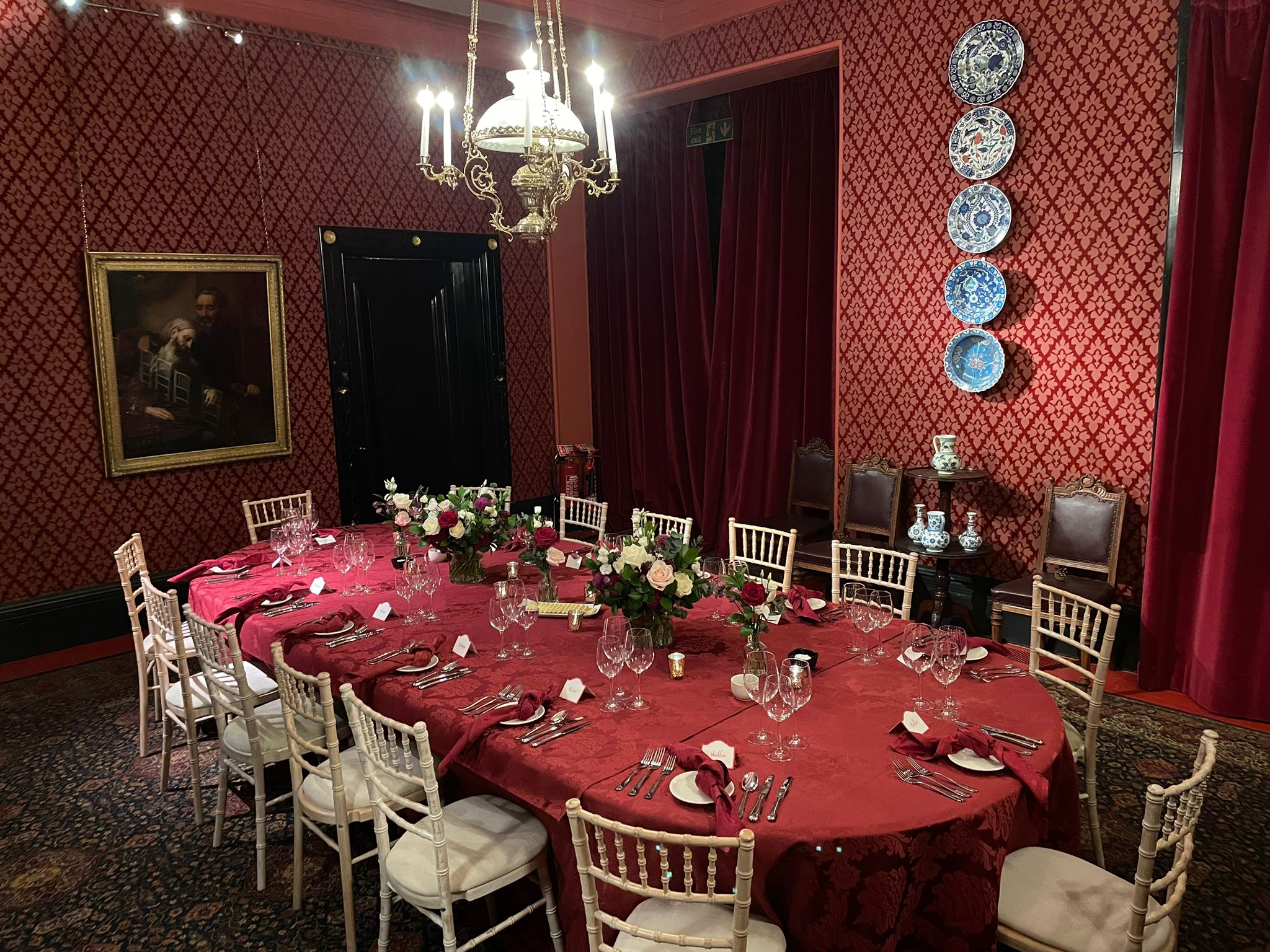 Elegant dining room at Leighton House for upscale Christmas parties and events.