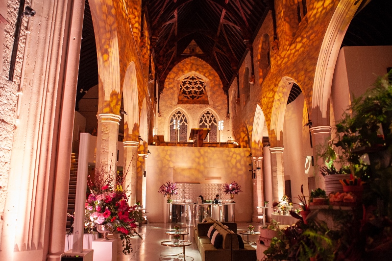 The Nave in Garden Museum: elegant event space with vaulted ceilings, perfect for weddings.