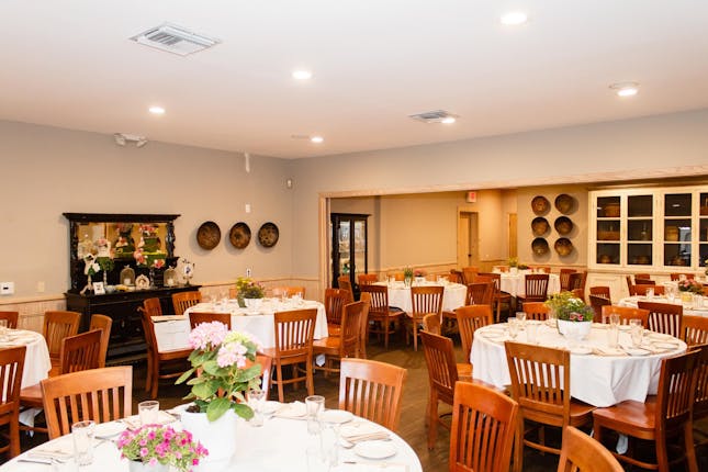 Elegant banquet facilities with round tables, perfect for weddings and corporate events.