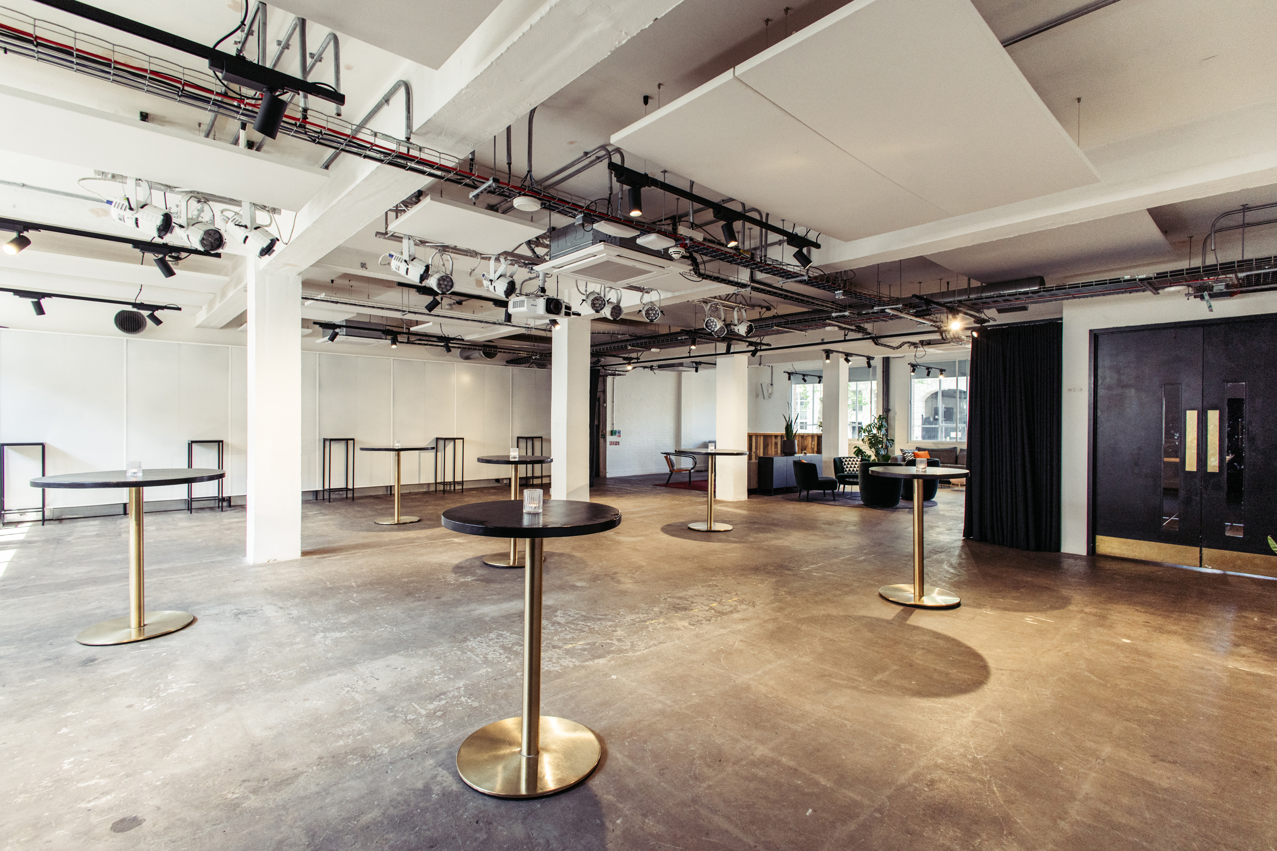 The White Space - 4zdksvk5vwc.jpg