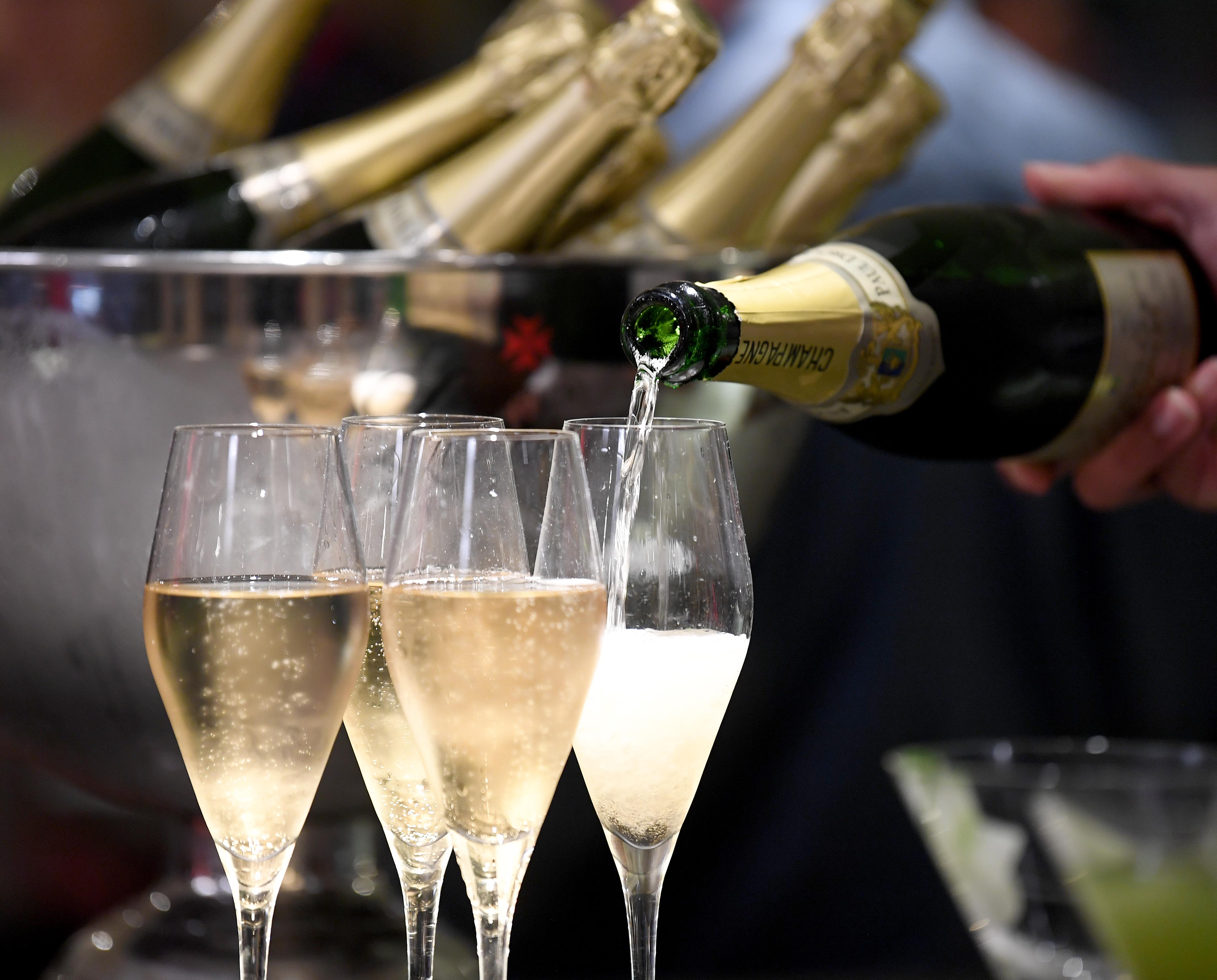 Christmas - 31z24i5xbft.jpg